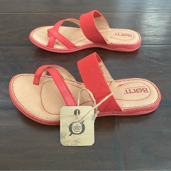New with box Born red and tan flats sandals women’s size 6 - Picture 1 of 9
